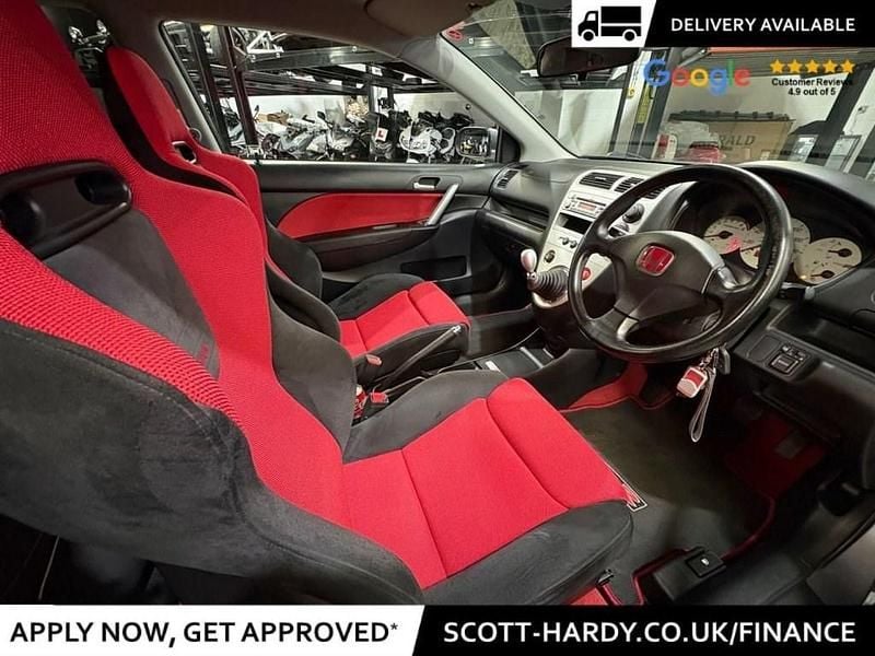 Begagnad Honda Civic Type R 197 HK (144 kW) 2005 Grå Halvkombi