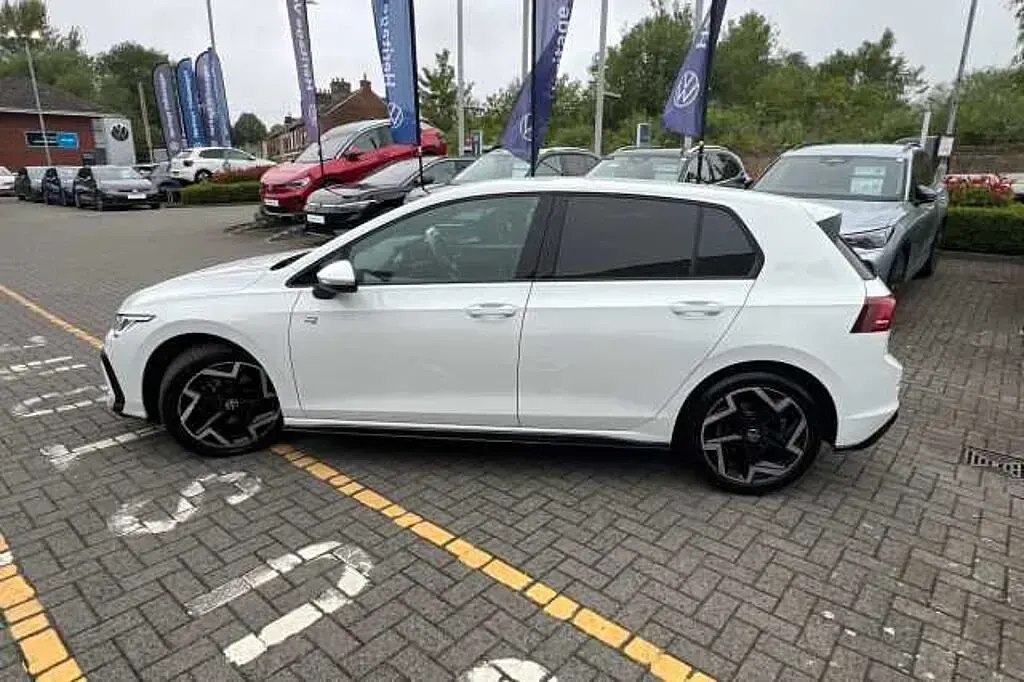 Used VW Golf VIII 150 HP (110 kW) 2024