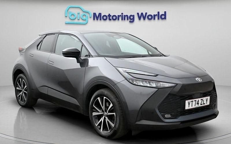 Used Toyota C-HR Design 223 HP (164 kW) 2026 SUV