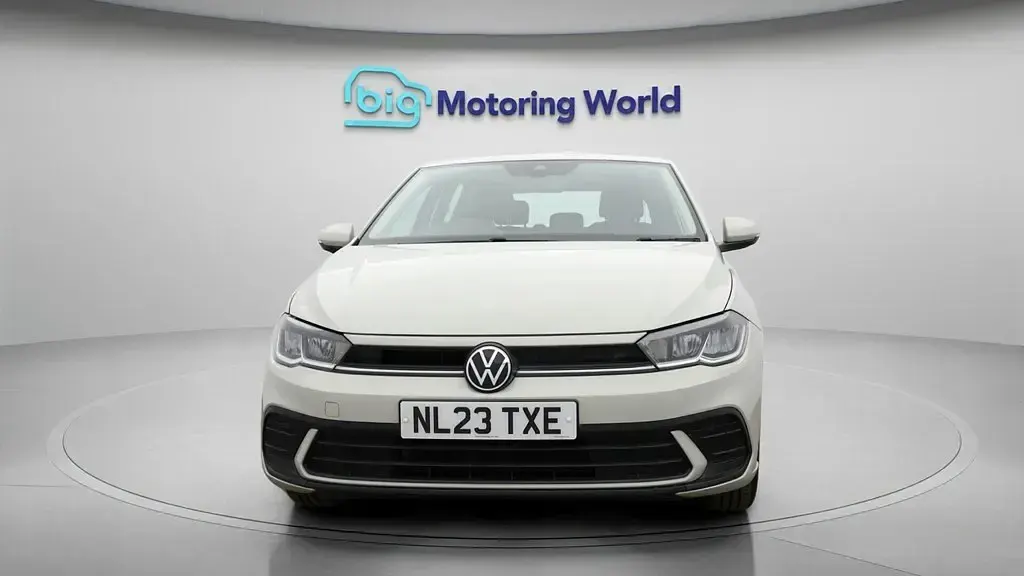 Begagnad VW Polo S 80 HK (58 kW) 2023 Grå Halvkombi
