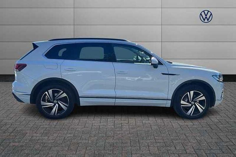 Used VW Touareg SEL 231 HP (169 kW) 2022 White SUV