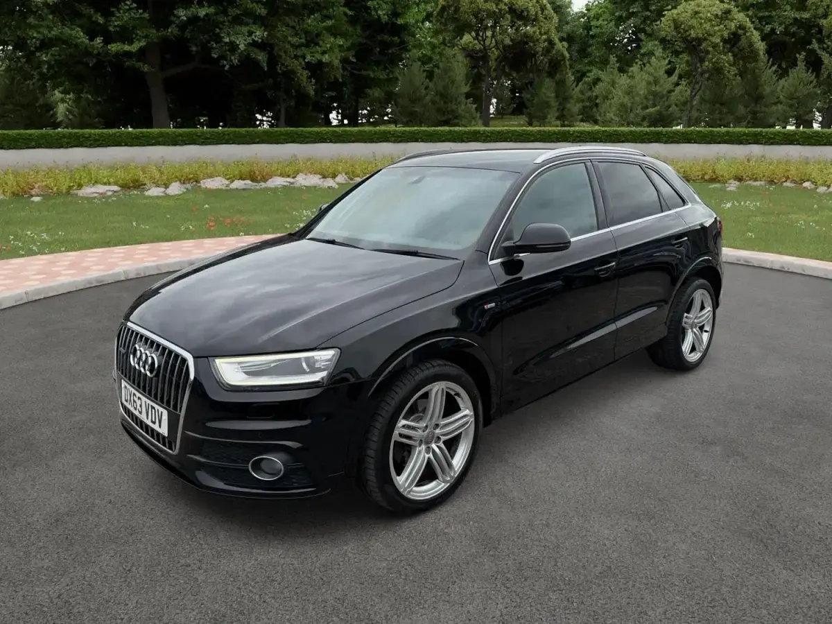 Usado Audi Q3 S-Line 177 HP (130 kW) 2013 Preto SUV