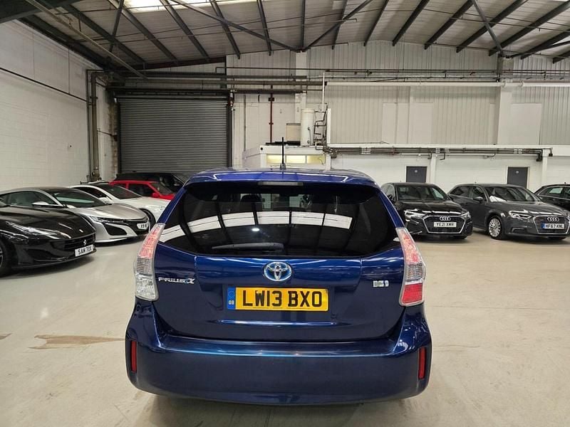 Used Toyota Prius+ 2018 Blue MPV