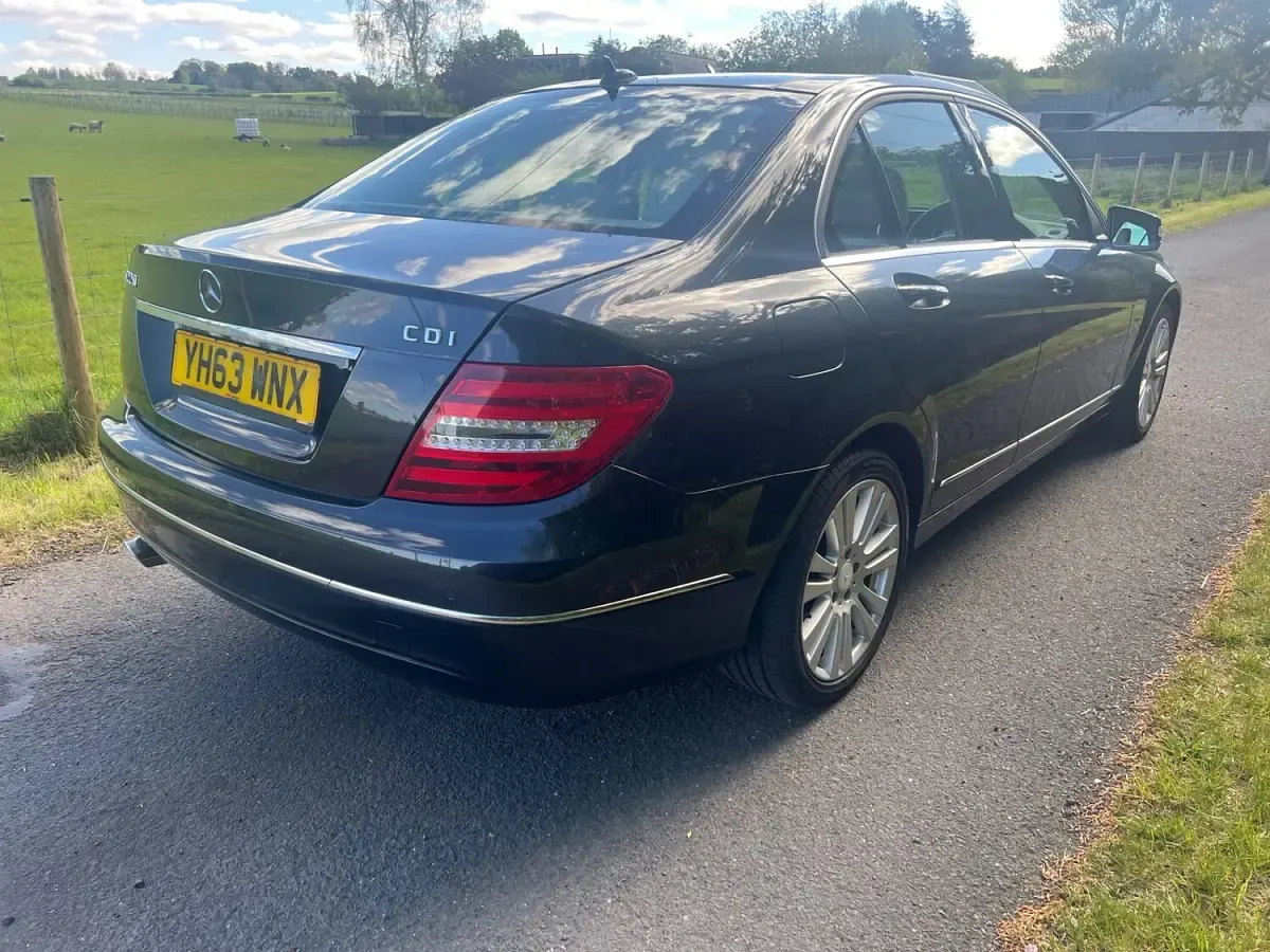Used Mercedes C220 Executive 2013 Black Sedan