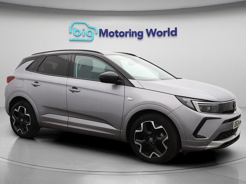 Grey Used 2024 Vauxhall Grandland X Ultimate SUV | £18,700 (Super price) - Image 1/4