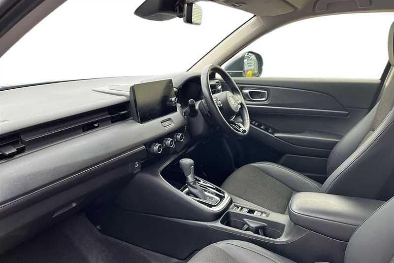 Used Honda HR-V Advance 131 HP (96 kW) 2023 Urban grey SUV