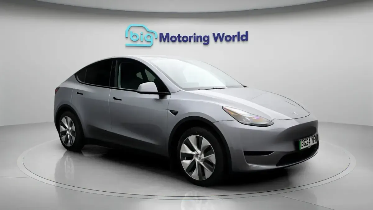 Używany Tesla Model Y RWD 219 kW (299 KM) 2024 SUV