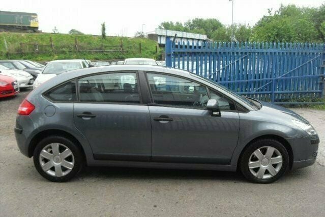 Used Citroën C4 110 HP (80 kW) 2005 Hatchback