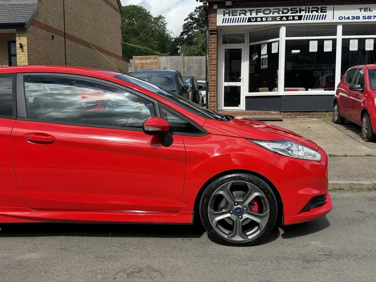 Used Ford Fiesta ST 2014 Red Hatchback