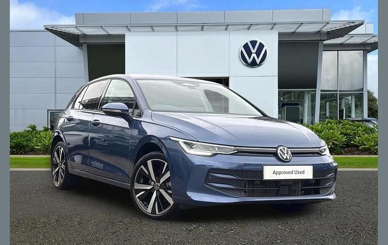 Used VW Golf VIII Match 147 HP (108 kW) 2025 Blue Hatchback