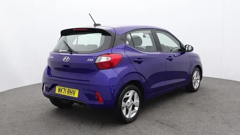 Used Hyundai i10 SE 67 HP (49 kW) 2021 Blue Hatchback