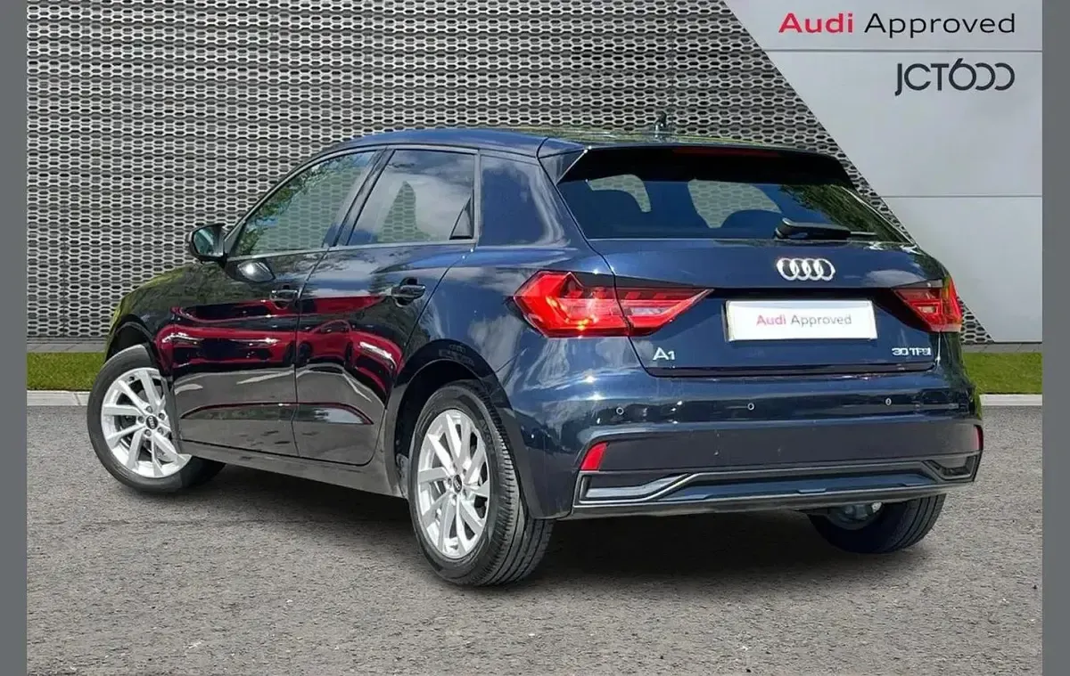 Used Audi A1 Sport 113 HP (83 kW) 2020 Blue SUV