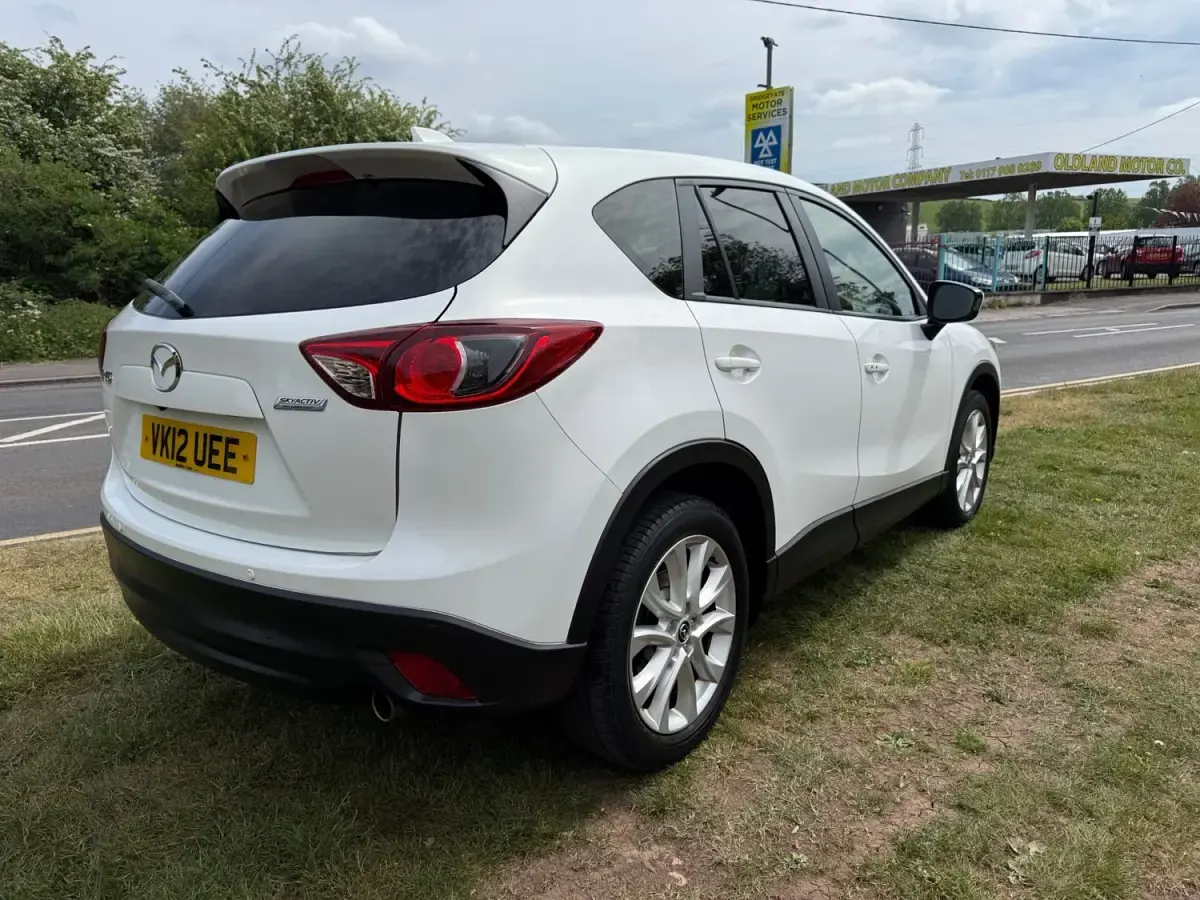 Second-hand Mazda CX-5 Inclusive 165 CP (121 kW) 2012 Alb SUV