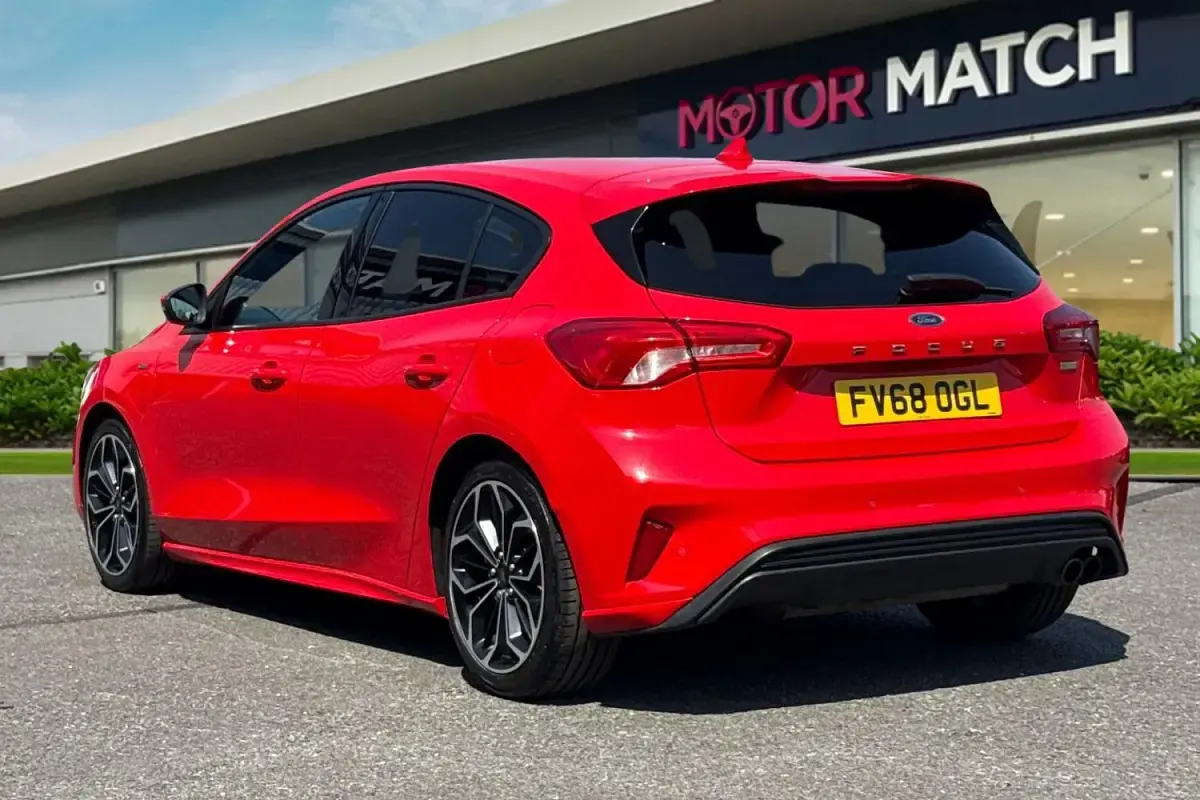 Used Ford Focus ST-Line X 2018 Red Hatchback
