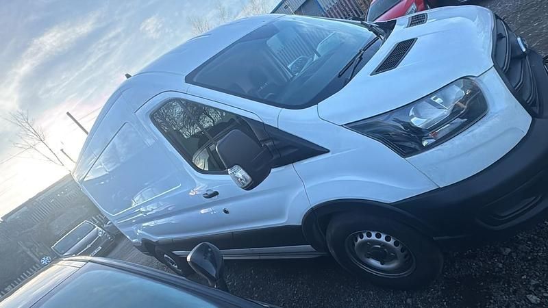 Used Ford Transit 130 HP (95 kW) 2021 White Van