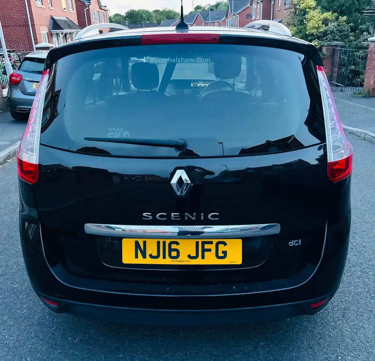 Used Renault Grand Scénic IV Dynamique 2016 Black MPV