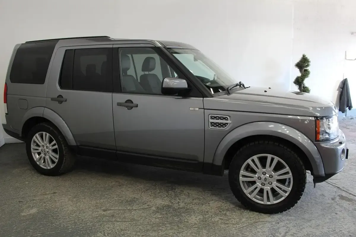 Used Land Rover Discovery 255 HP (187 kW) 2012 Grey SUV