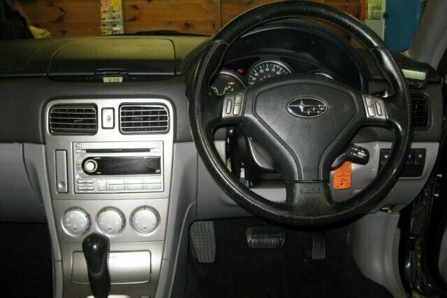 Begagnad Subaru Forester 2006 SUV