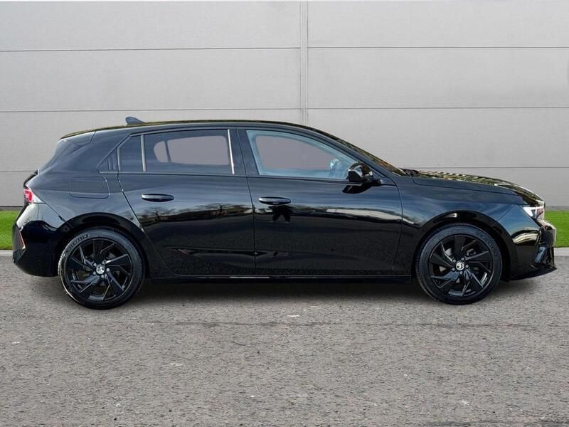 Black Used 2022 Vauxhall Astra GS Line Hatchback | £17,750 (A bit pricey) - Image 1/4