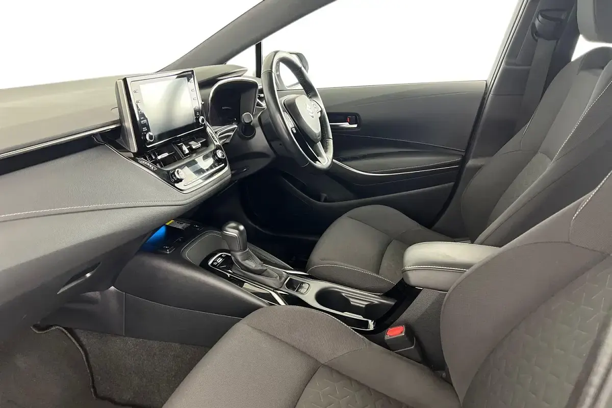 Used Suzuki Swace SZ5 122 HP (89 kW) 2020 White Estate