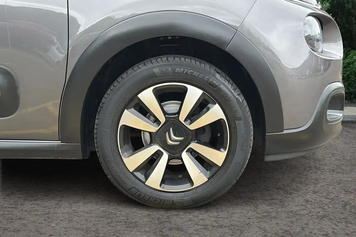 Used Citroën C3 Flair 83 HP (61 kW) 2020 Grey Hatchback
