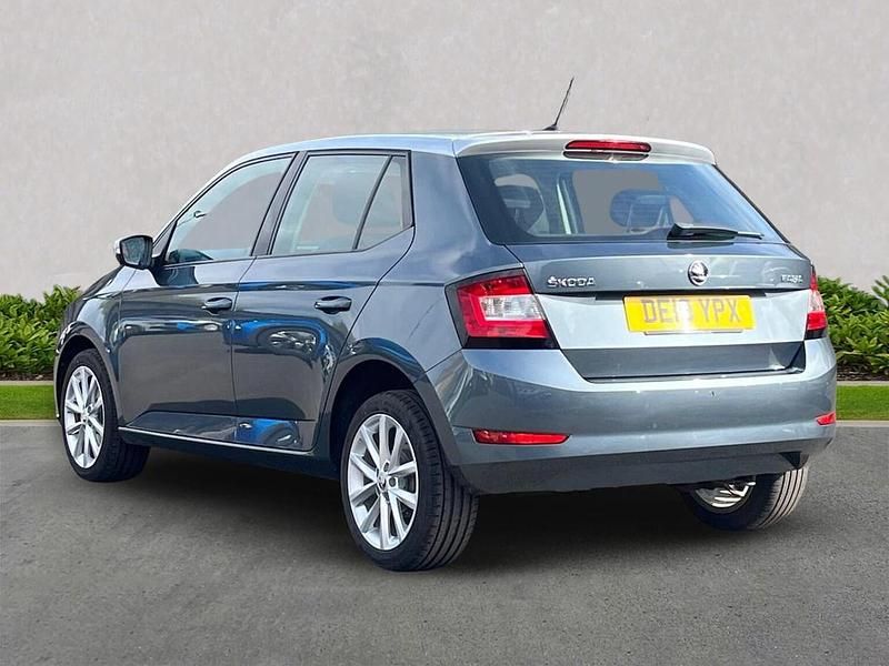 Used Skoda Fabia Colour Edition 75 HP (55 kW) 2019 Grey Hatchback