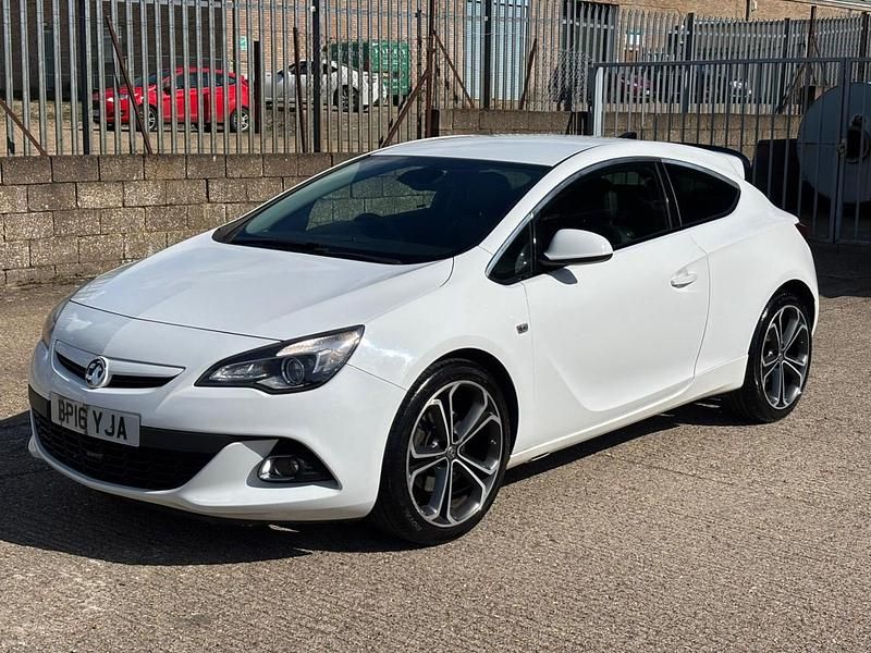 Used Vauxhall Astra GTC Edition 2016 White Hatchback