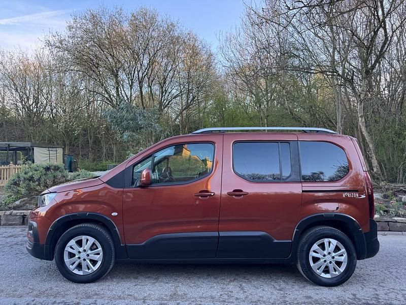 Gebraucht Peugeot Rifter Allure Premium 2021 Braun Van / Kleinbus