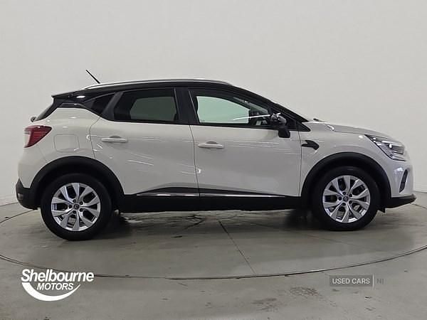 Used Renault Captur Iconic 100 HP (73 kW) 2020 Metallic  alabaster white  SUV