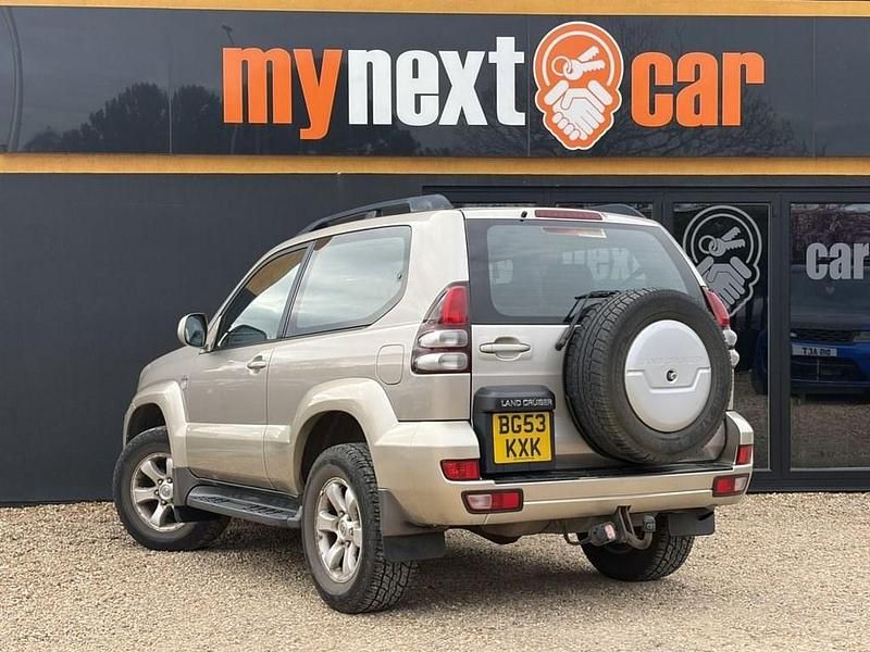 Used Toyota Land Cruiser 161 HP (118 kW) 2003 Beige SUV