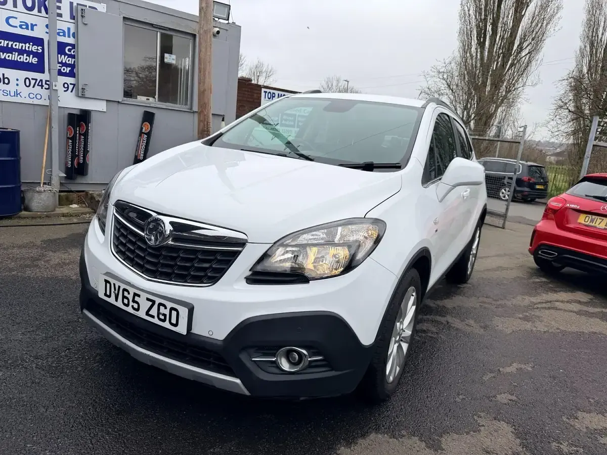 Used Vauxhall Mokka 2015 White SUV