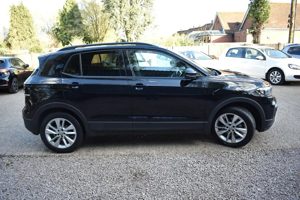 Used VW T-Cross SE 115 HP (84 kW) 2019 Black SUV