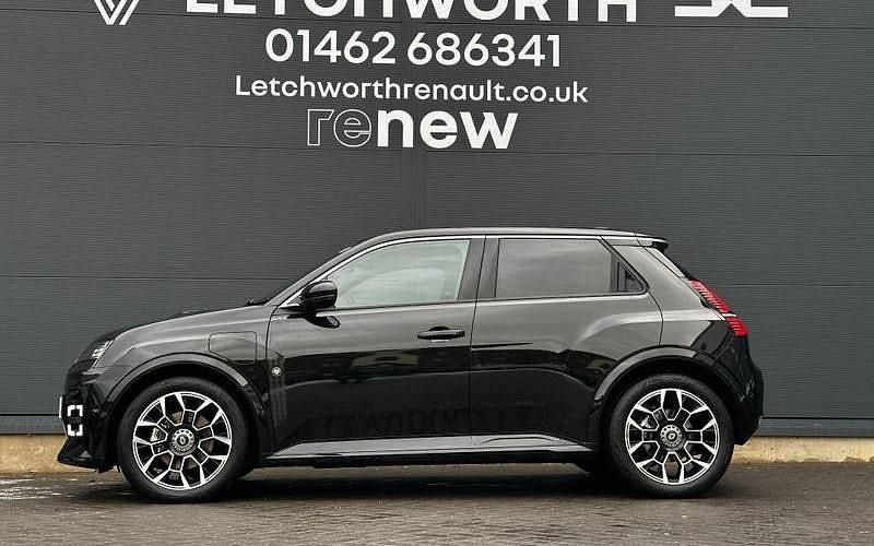 New Renault 5 E-Tech Komfort 110 kW (150 HP) 2025 Hatchback
