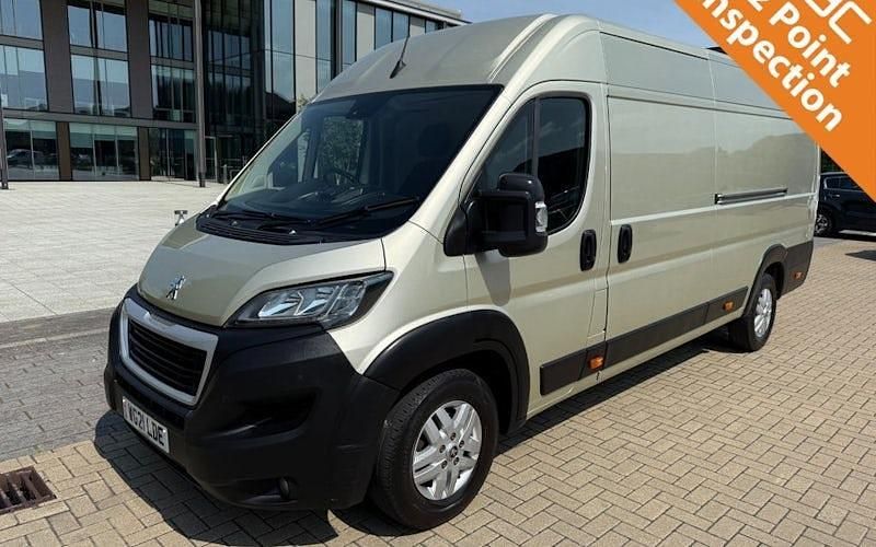 Used 2022 Peugeot Boxer Van | £12,690 (A bit pricey) - Image 1/2