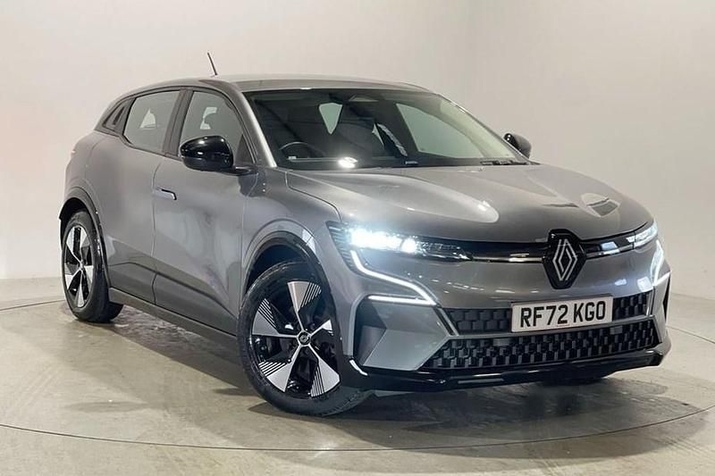 Used Renault Megane E-Tech Equilibre 160 kW (218 HP) 2022 Hatchback