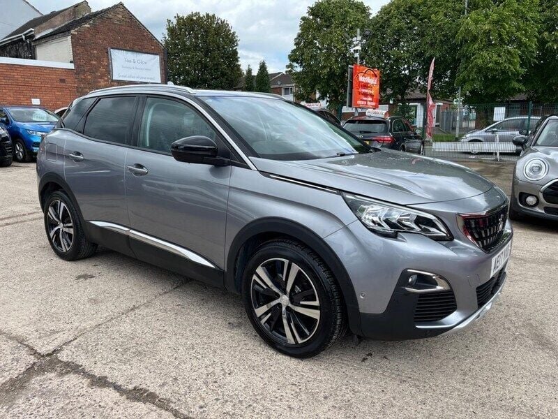 Grey Used 2017 Peugeot 3008 Allure Hatchback | £9,490 (Fair price) - Image 1/4