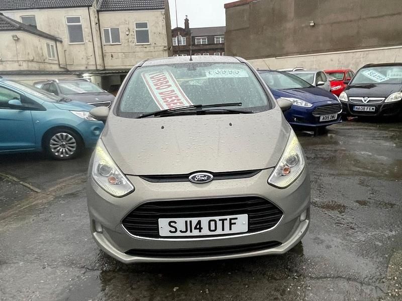 Used Ford B-MAX Zetec 75 HP (55 kW) 2014 Silver MPV