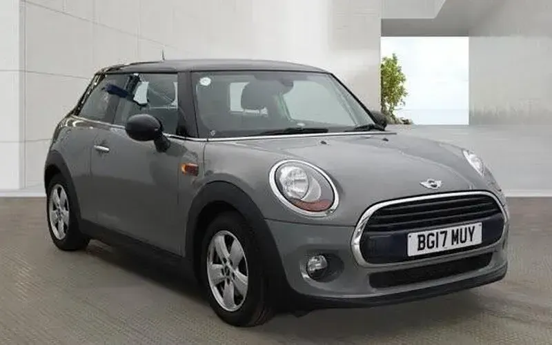Used Mini Cooper Hatch 136 HP (100 kW) 2017 Hatchback