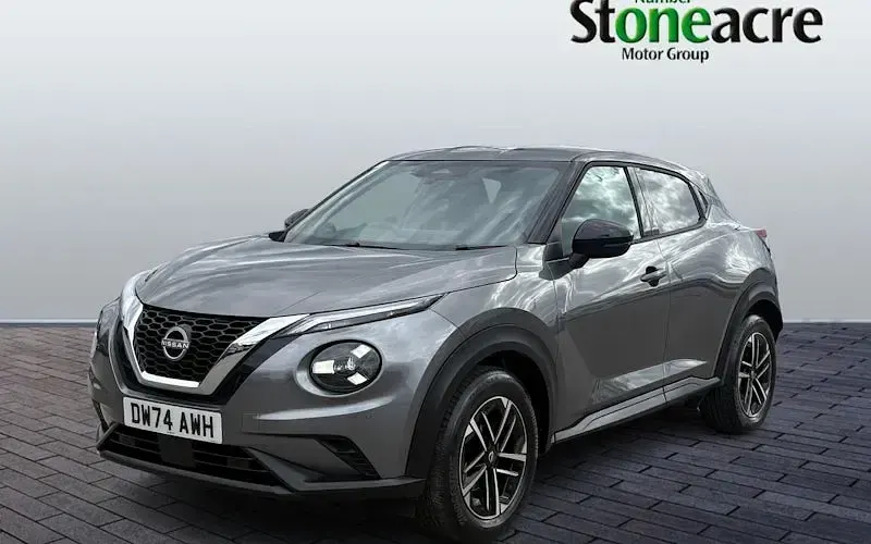 Used Nissan Juke N-Connecta 114 HP (83 kW) 2023 Grey SUV