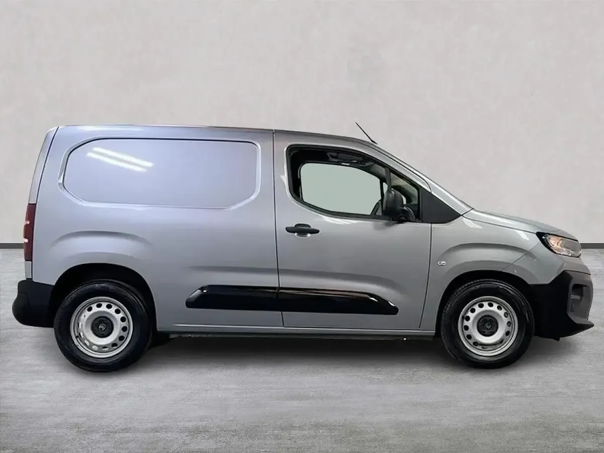 Used Citroën e-Berlingo 100 kW (136 HP) 2024 Grey MPV