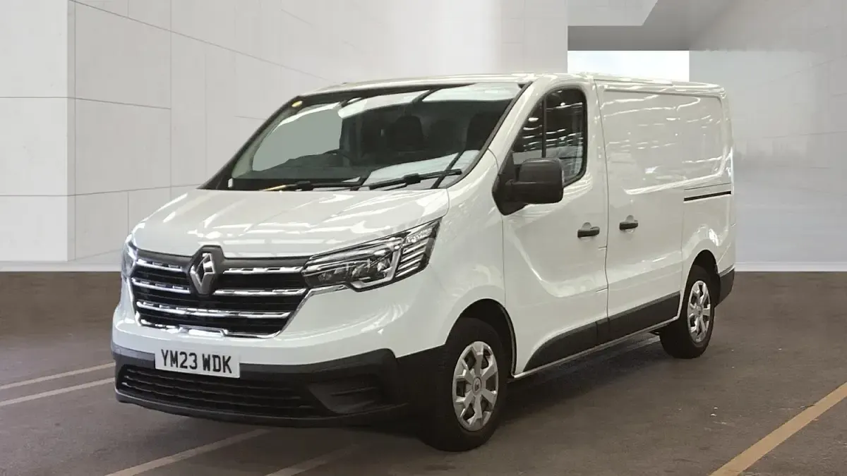 Used Renault Trafic 2023 White MPV