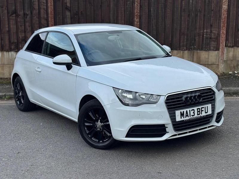 Begagnad Audi A1 86 HK (63 kW) 2013 Vit Halvkombi