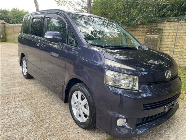 Not known Used 2008 Toyota Voxy MPV | £8,995 (Fair price) - Image 1/1