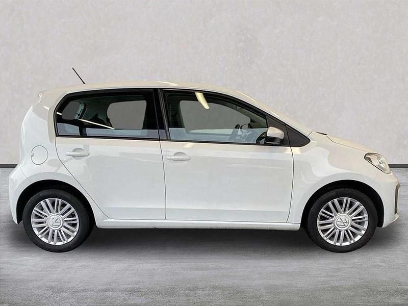 Used VW up! 65 HP (47 kW) 2021 White Hatchback