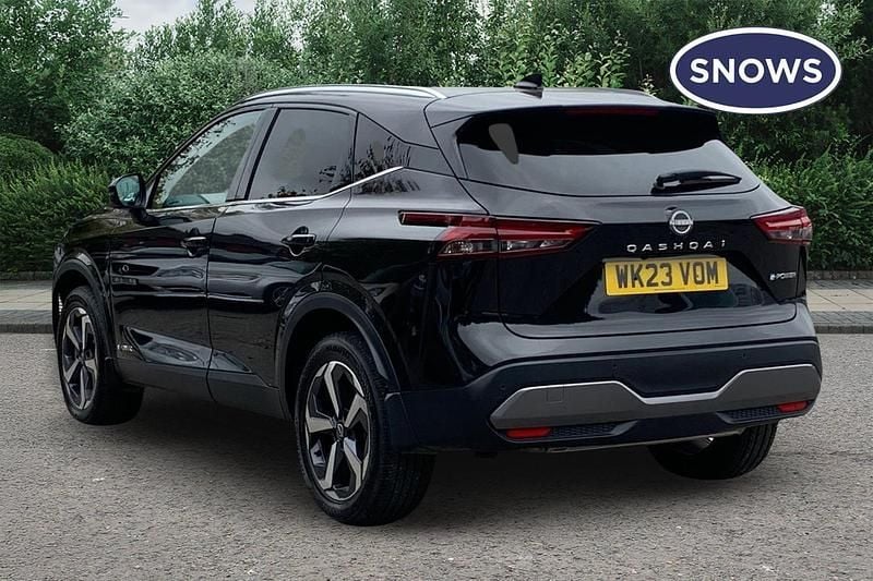 Used Nissan Qashqai N-Connecta 190 HP (139 kW) 2023 Black SUV