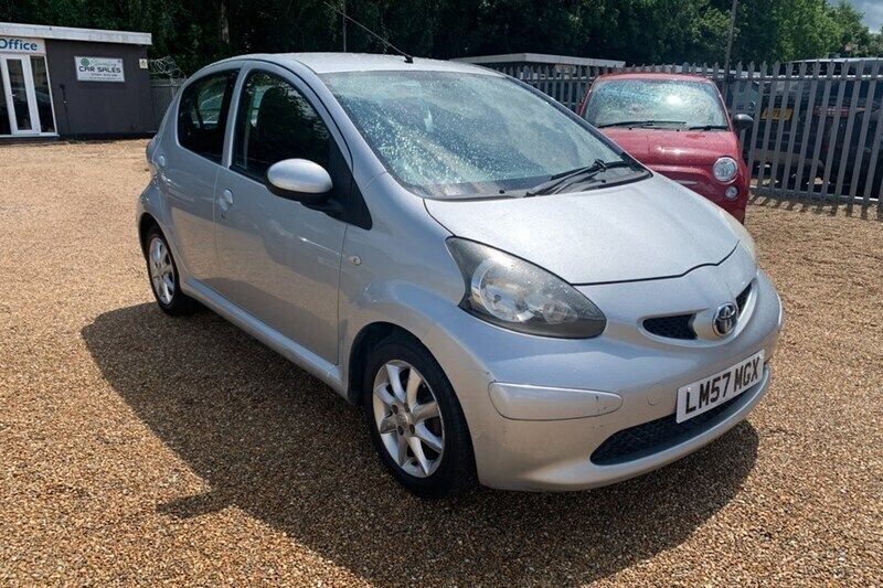 Silver Used 2008 Toyota Aygo Platinum Hatchback | £3,995 (A bit pricey) - Image 1/1