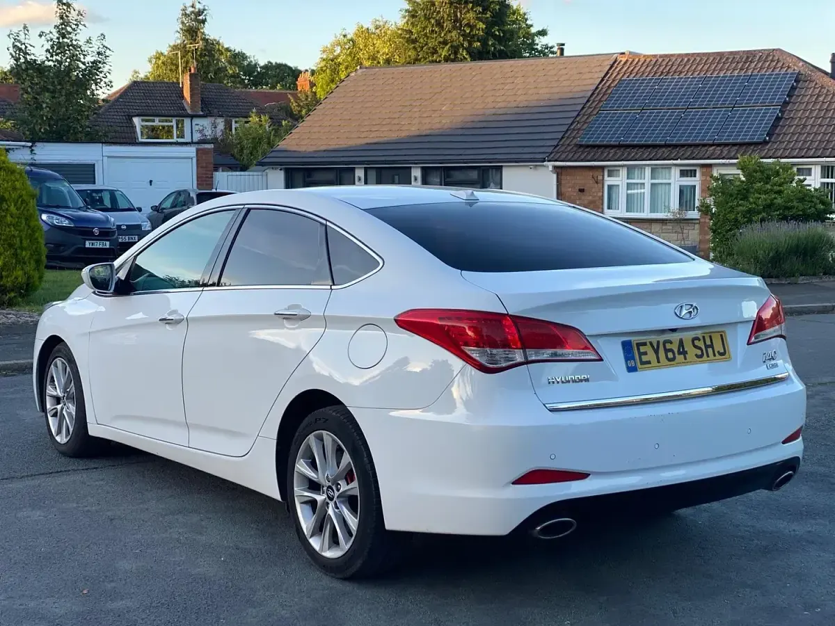 Used Hyundai i40 Style 136 HP (100 kW) 2014 White Sedan