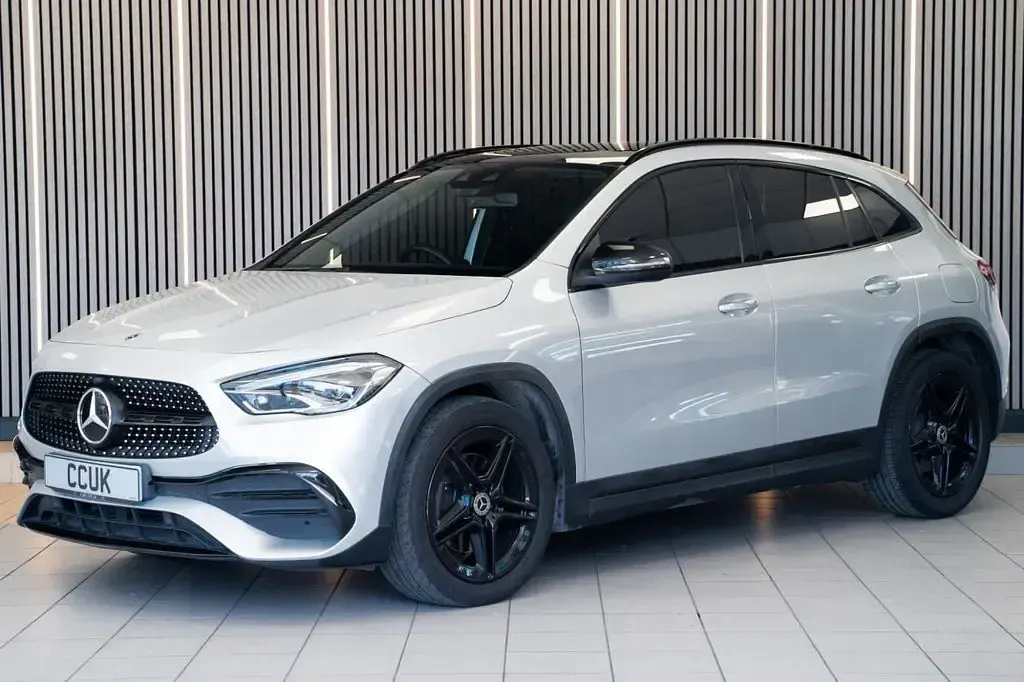 Used Mercedes GLA220 AMG Line Premium Plus 190 HP (139 kW) 2020 Silver SUV