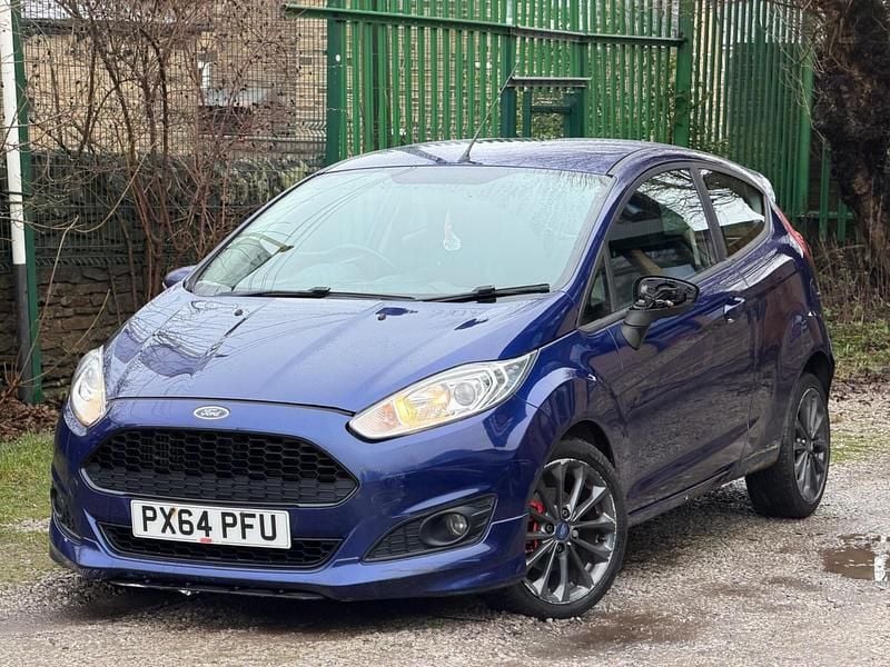 Used Ford Fiesta Zetec 2014 Blue Hatchback