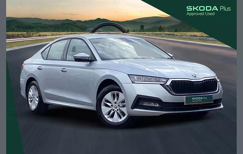 Silver Used 2024 Skoda Octavia SE Technology Hatchback | £19,950 (Fair price) - Image 1/4